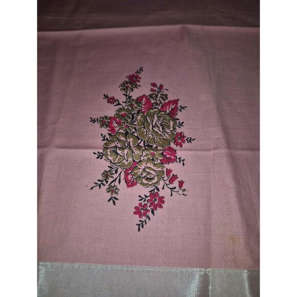Vintage 1950s Soft Pink Hand Towels Satin Ribbon Trim Floral Set Of 2 - Picture 5 of 6